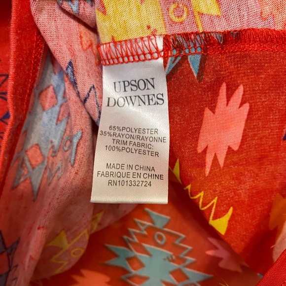 Upson Downes red Aztec flowy crop blouse (top) - Picture 4 of 6